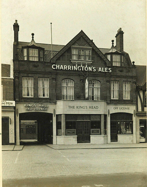Kings Head, Market Place, Romford - in 1936