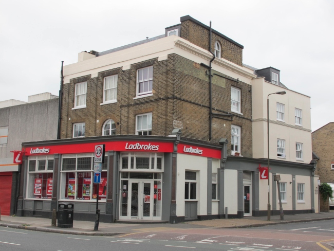 The British Queen, Trafalgar Road in 2014 is now a bookmakers.