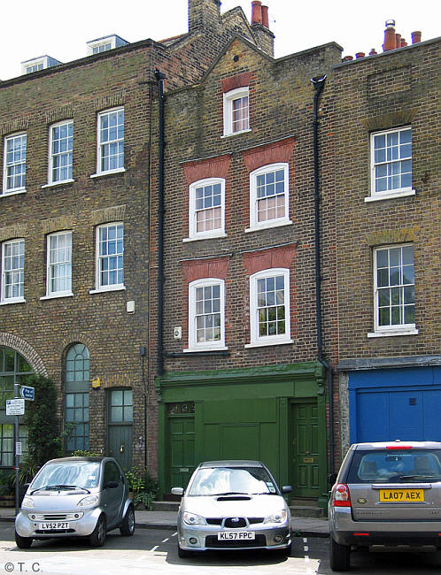 Watermans Arms, 92 Narrow Street E14 - in June 2014